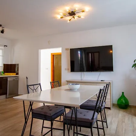 Apartman Francesca Pakoštane