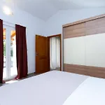 Francesca Apartment