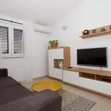 Appartement Francesca Pakoštane