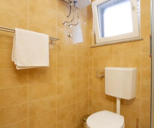 Francesca Пакоштане