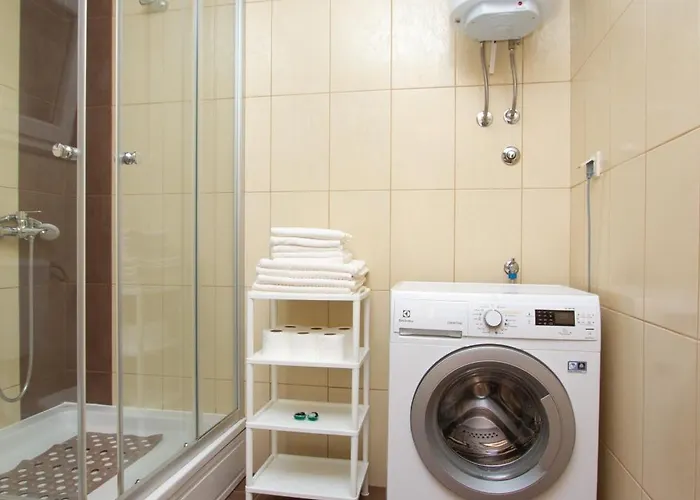 Francesca Apartman Pakostane