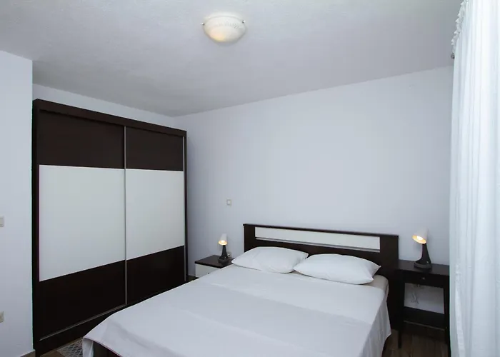 Апартаменты Francesca Пакоштане