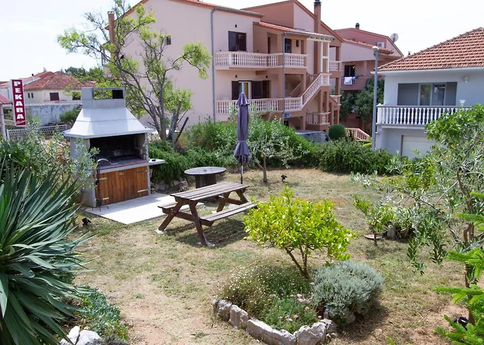 Francesca Пакоштане